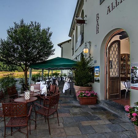 Tuscan Sun Holiday Apartments Lucca Exteriör bild