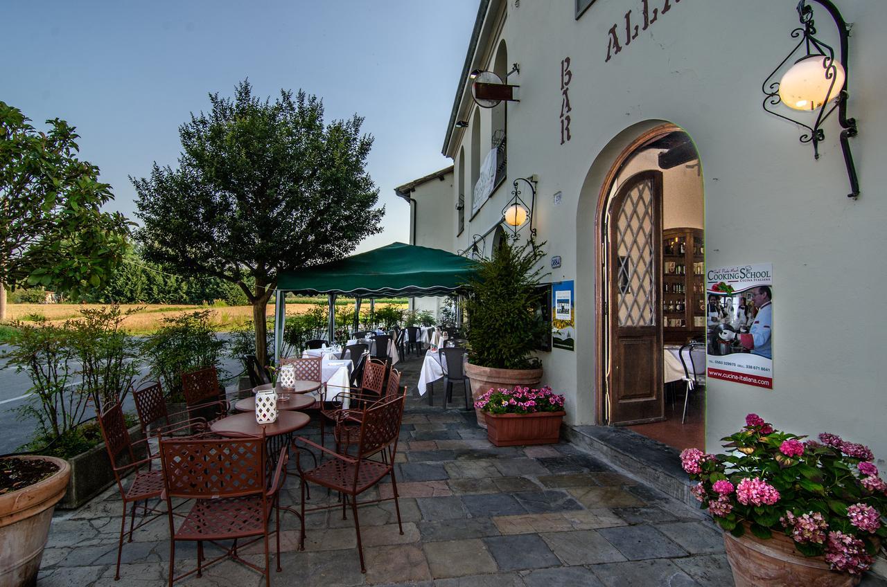 Tuscan Sun Holiday Apartments Lucca Exteriör bild