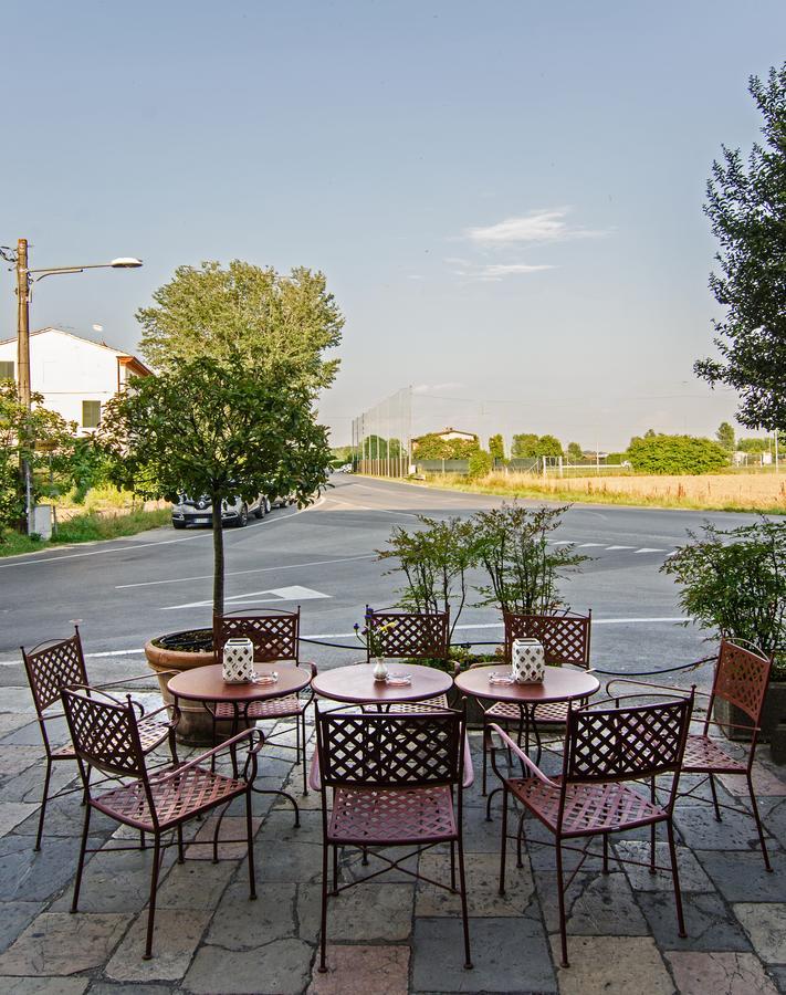 Tuscan Sun Holiday Apartments Lucca Exteriör bild